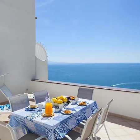 בית נופש Estate4home - Casa Darly *